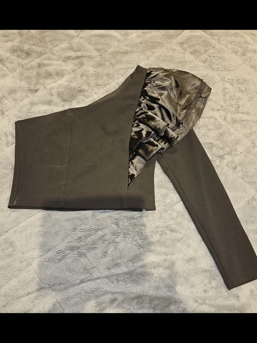 Like New - Impressions Black One-Shoulder Top with Satin Sleeve Detail